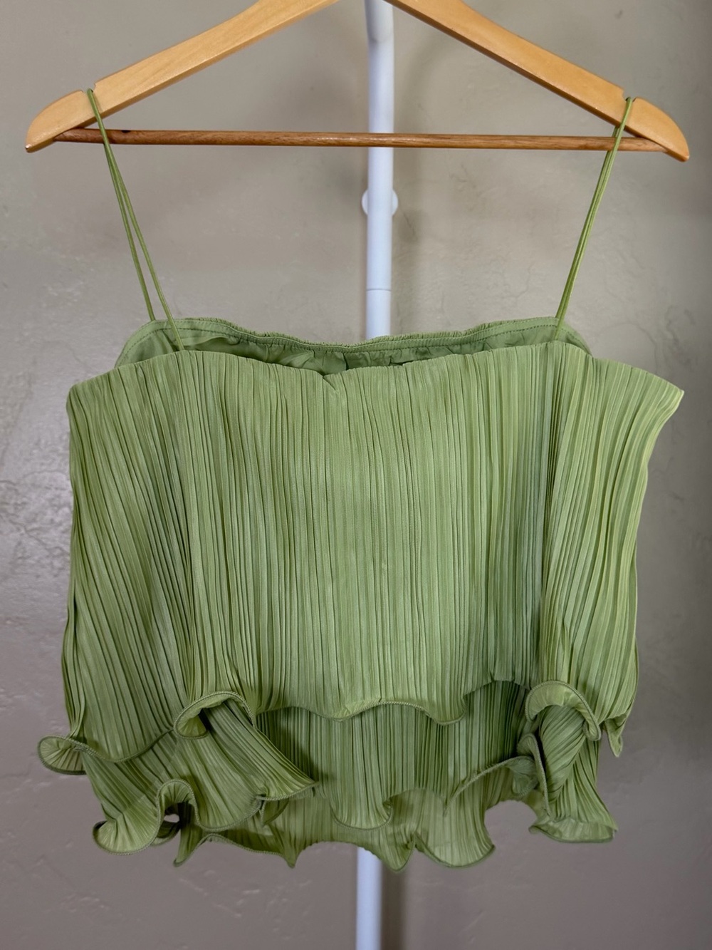 Commense Pistachio Green Pleated Ruffle Cami Midi Skirt Set XL NWT - Picture 4 of 11